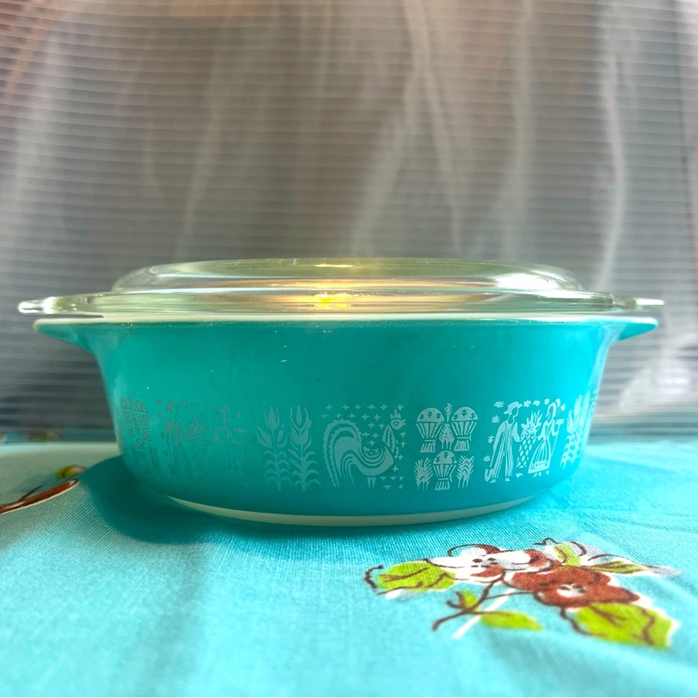 Pyrex Turquoise Amish Butterprint 1pt Small Casserole Dish w Lid